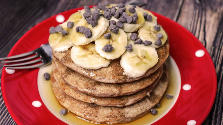 Fluffy Whole Wheat Vegan Pancakes