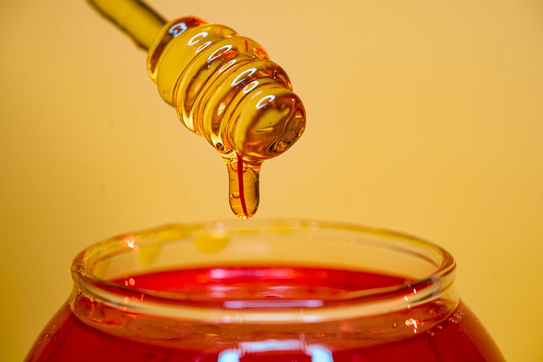 Sweetener Options: Honey, Maple Syrup, and Beyond (Image Credits: Unsplash)